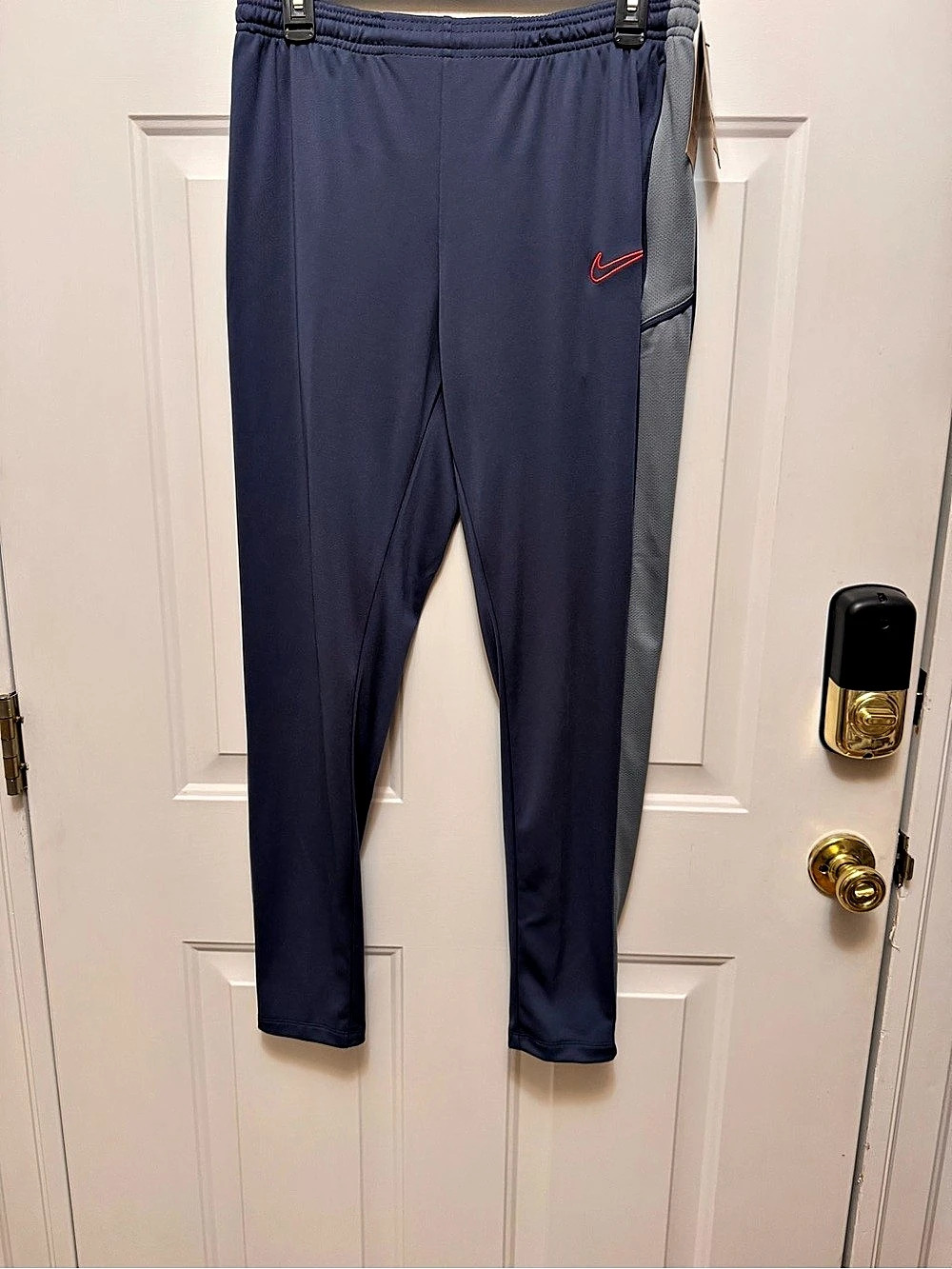 Nike Dri-FIT Standard Fit track pants Color Block Blue & Gray Size Medium NWT